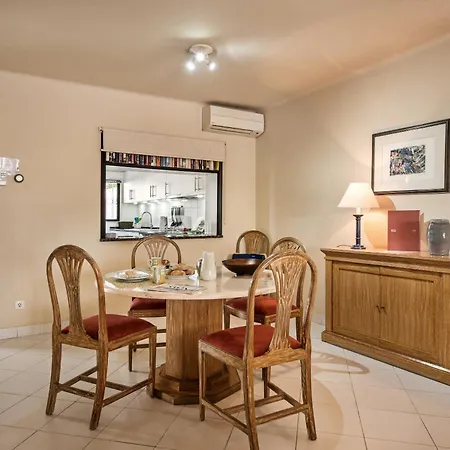 Mng Elliott25 Vale do Lobo