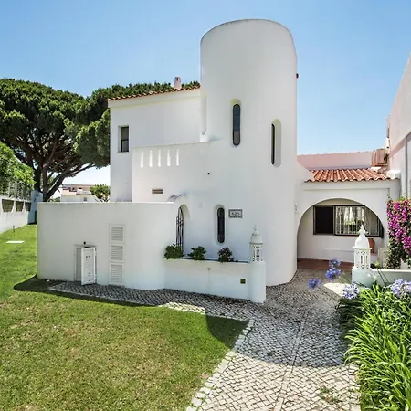 Villa Mng Elliott25